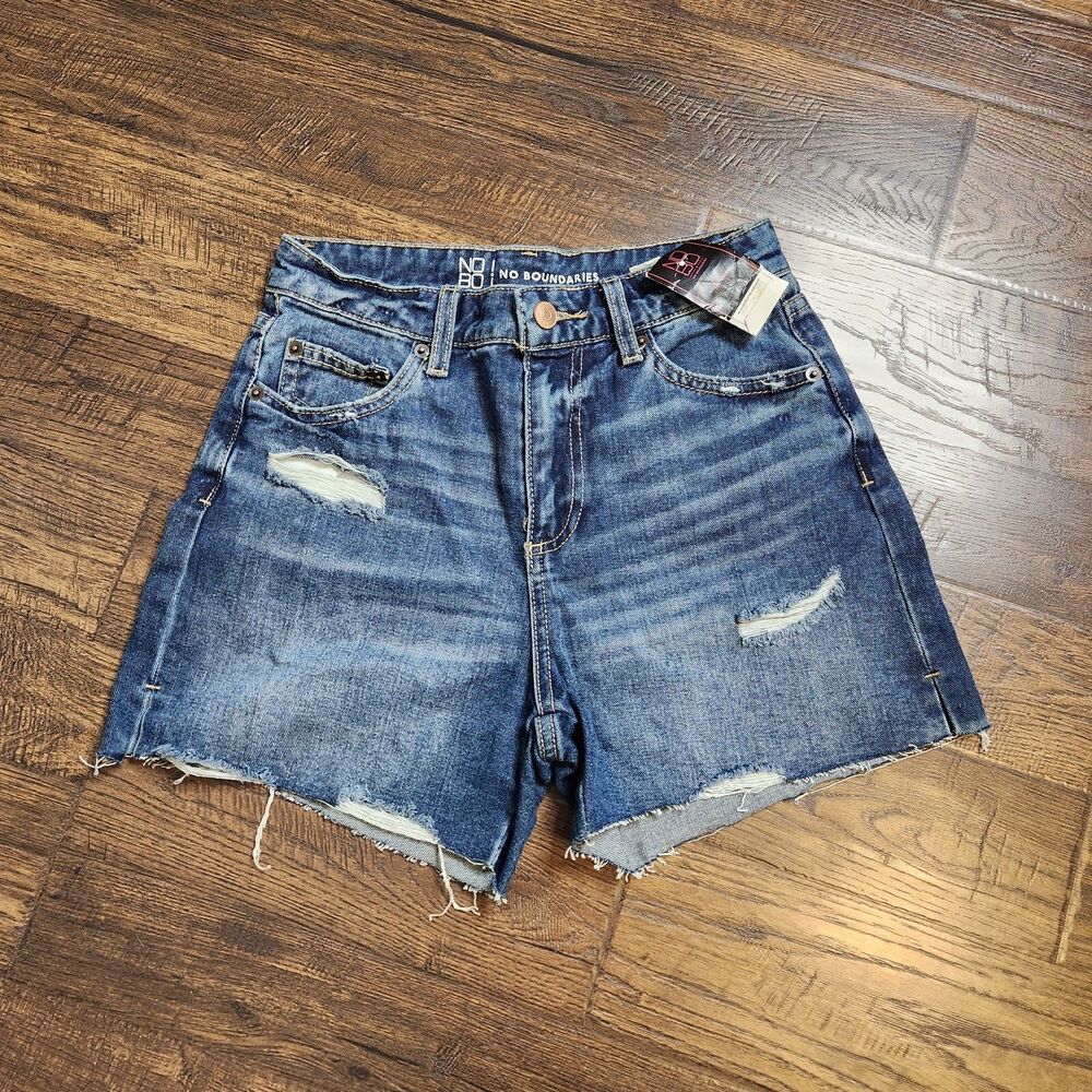NWT No Boundaries NOBO Womens 1 High Rise Destructed Midi Denim Shorts